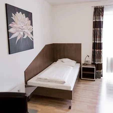 Othello Apartahotel 3*
