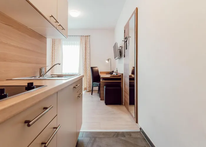 Othello Aparthotel 3*