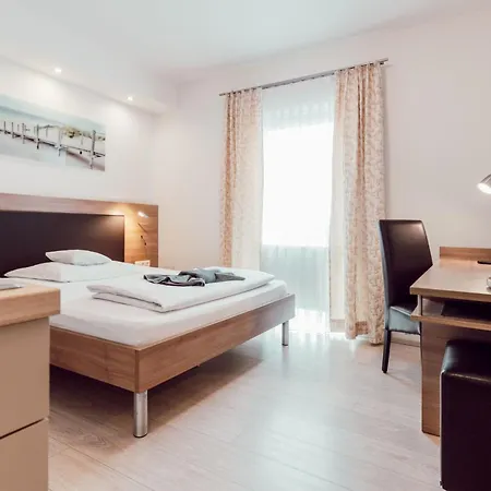 Othello Apartmanhotel Dingolfing